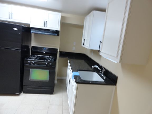 Eat In Kitchen