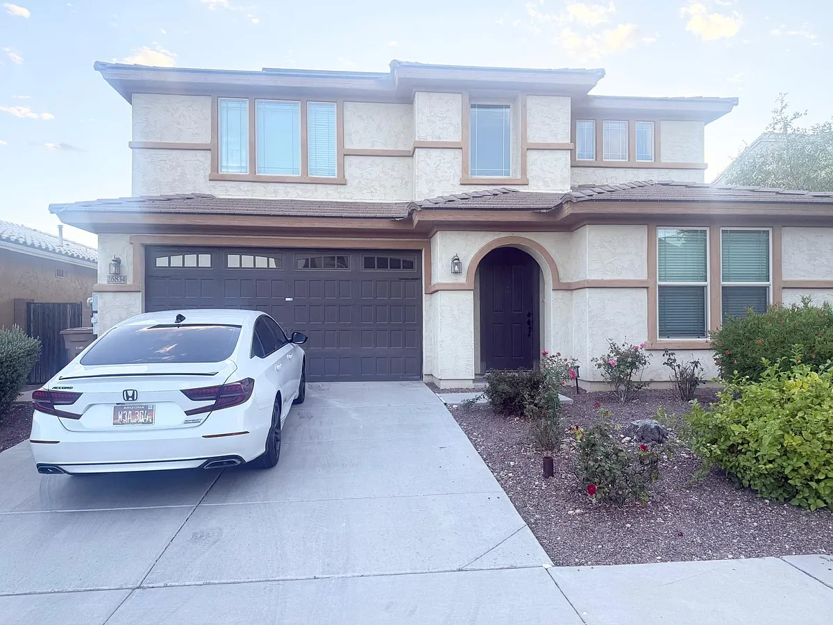 Building Photo - 26834 N 99th Dr