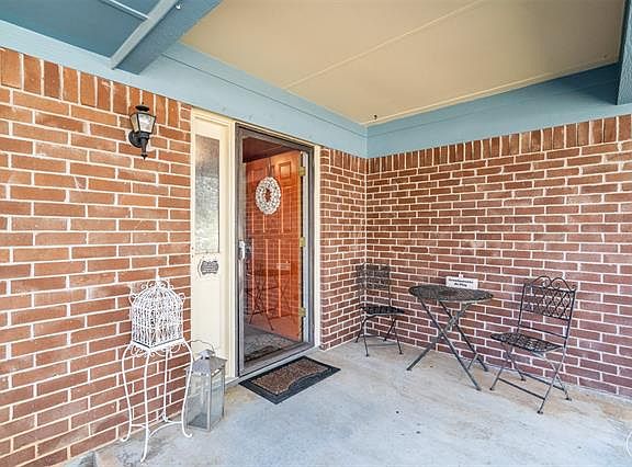 2nd image of 1608 Brooks Ave