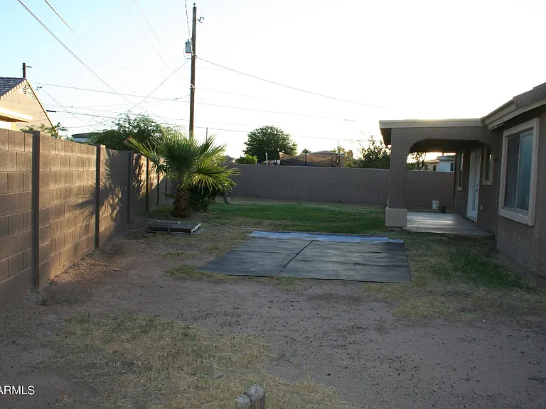 11207 W Hopi St — Photo 49