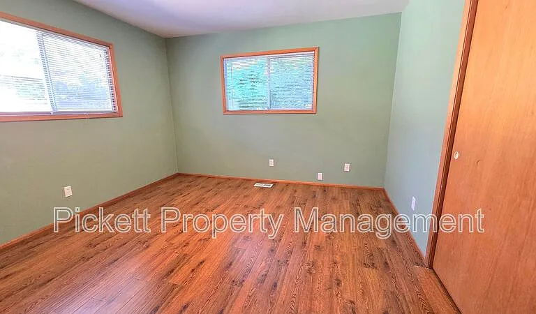 8671 Silverdale Way NW — Photo 20