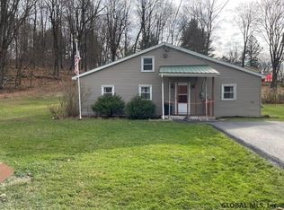 72 Newman St, Gloversville, NY 12078