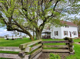 2397 N 1300 East Rd, Assumption, IL 62510