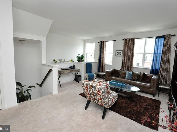 4th image of 95 Creekside Way #42