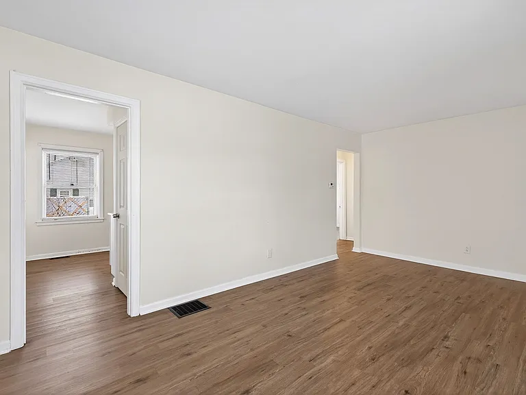4100 Fulton Ave — Photo 5