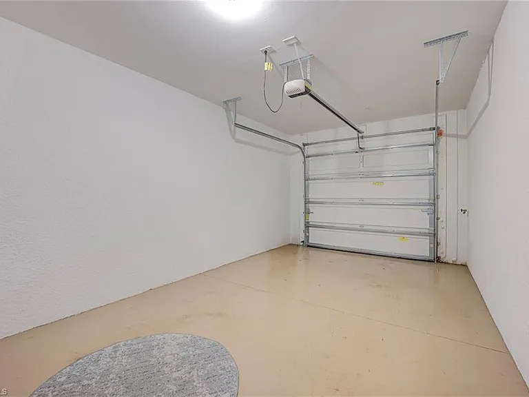 8540 Violeta St #202 — Photo 22