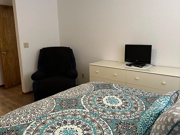 680 Papoose Dr — Photo 36