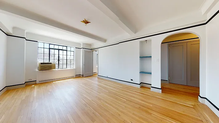 Rented by Bond New York | media 16