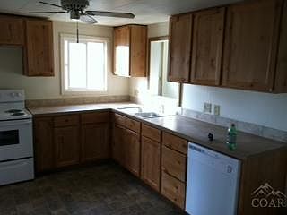 4th image of 605 NW 9th St