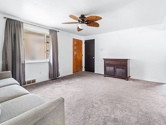 5th image of 146 Lilmont Dr