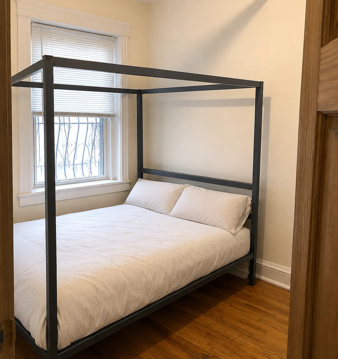 Studio, 400 sqft, $2,200 — Photo 1