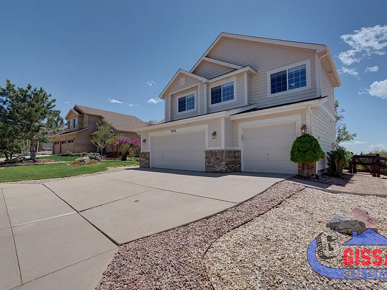 705 Witchhazel Ct — Photo 3