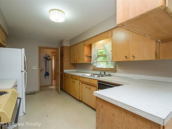 5th image of 506 N 2nd Ave