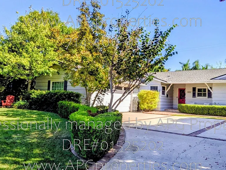 1002 W Santa Clara Ave — Photo 1