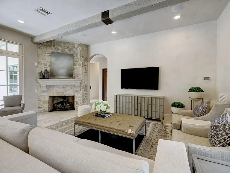 5610 Lynbrook Dr — Photo 18