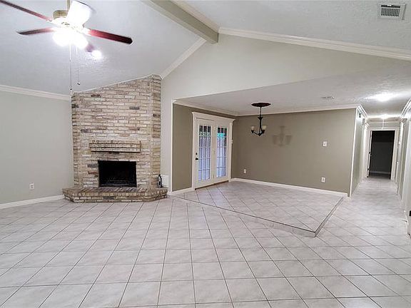2nd image of 3615 Mountain Rose Ln