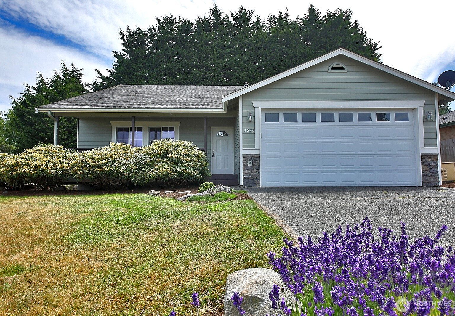 4880 Harbor Hills Drive