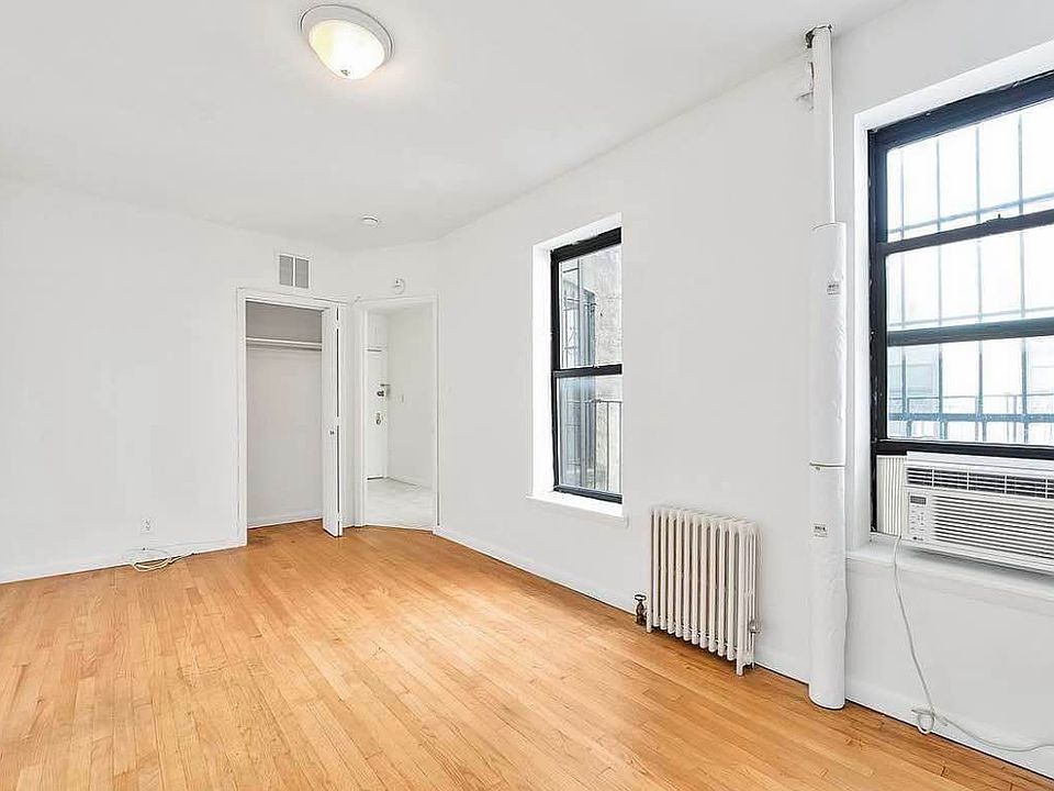 1st image of 302 Mott St APT 40