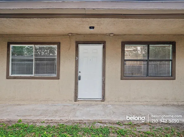 522 Altitude Dr, San Antonio, TX