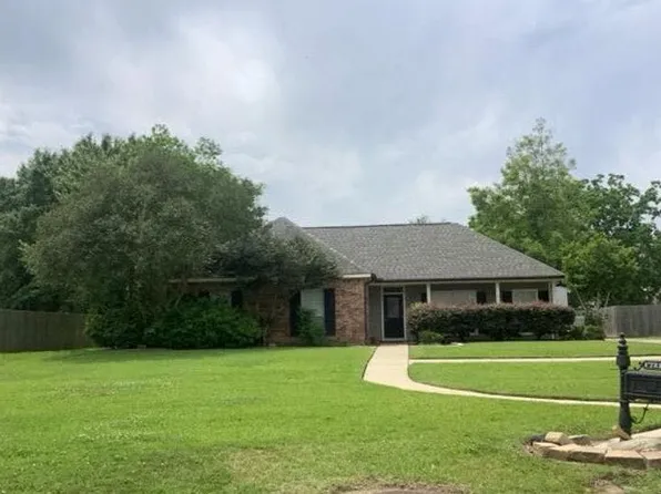 17219 Rennes Rd, Prairieville, LA 70769