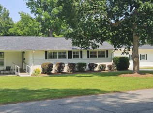 301 Graham St, Clinton, NC 28328