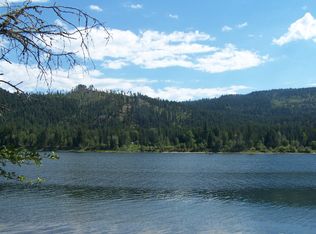 212 Ibbetson Dr N, Ione, WA 99139