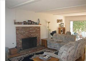 3rd image of 4812 Newton St