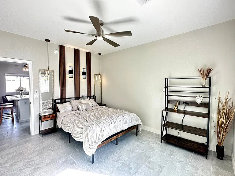 1847 W Juanita Ave — Photo 17