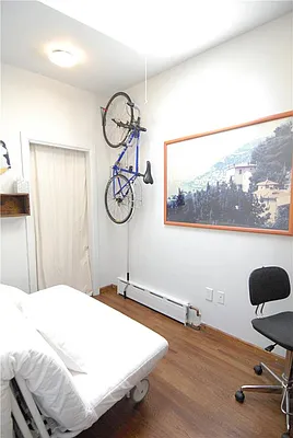 Sold by R New York | media 30