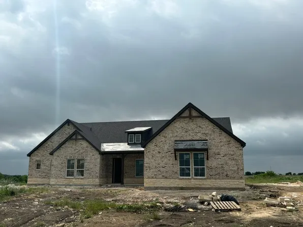 2432 Meteor Dr, Krum, TX 76249