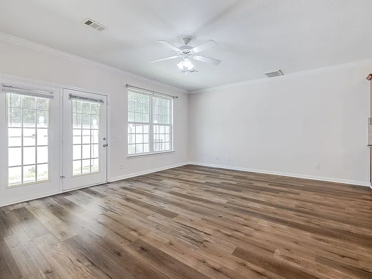 2 Weslyn Park Dr — Photo 8