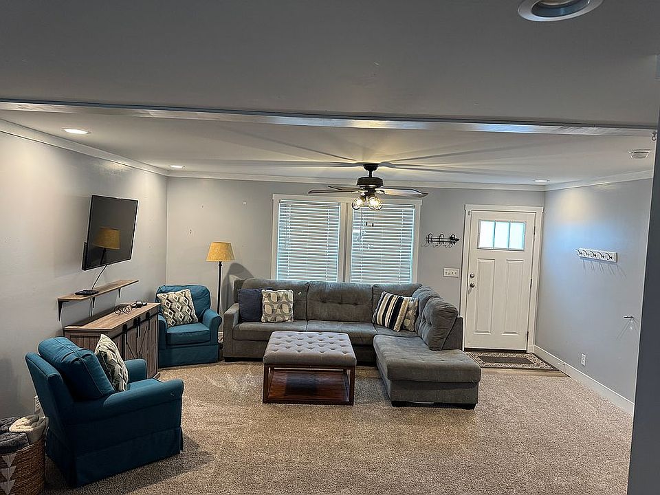 1st image of 4119 Geranium Ln