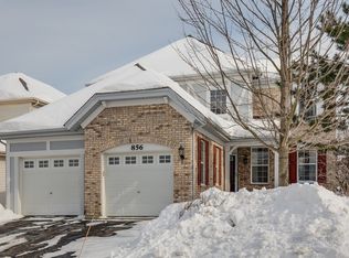 856 Peter Ct, Indian Creek, IL