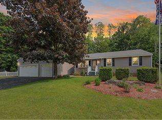 14 Frenette Dr, Hudson, NH 03051