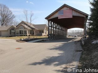 852 Bridge Crest Dr SE, Ada, MI 49301