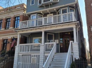 1239 W Roscoe St APT 3F, Chicago, IL 60657