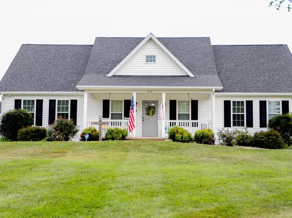 194 Kiddsville Rd, Fishersville, VA 22939