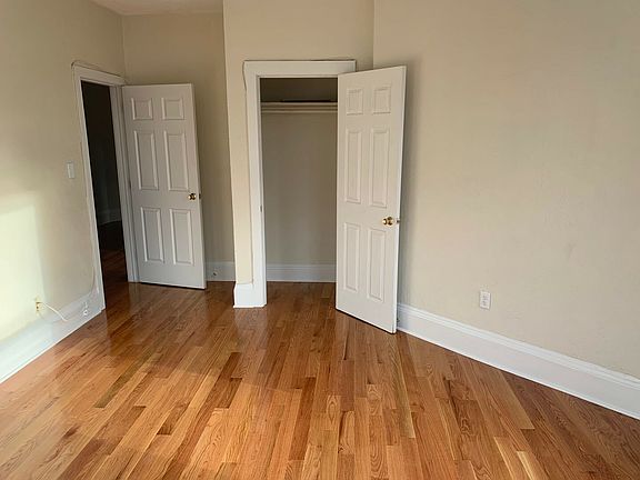 5th image of 7 Mount Hood Rd APT 3