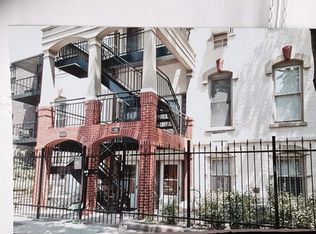 1951 N Lincoln Ave, Chicago, IL 60614