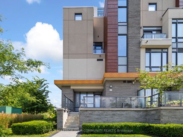 1245 Bayly St #21, Pickering, ON L1W 0B5