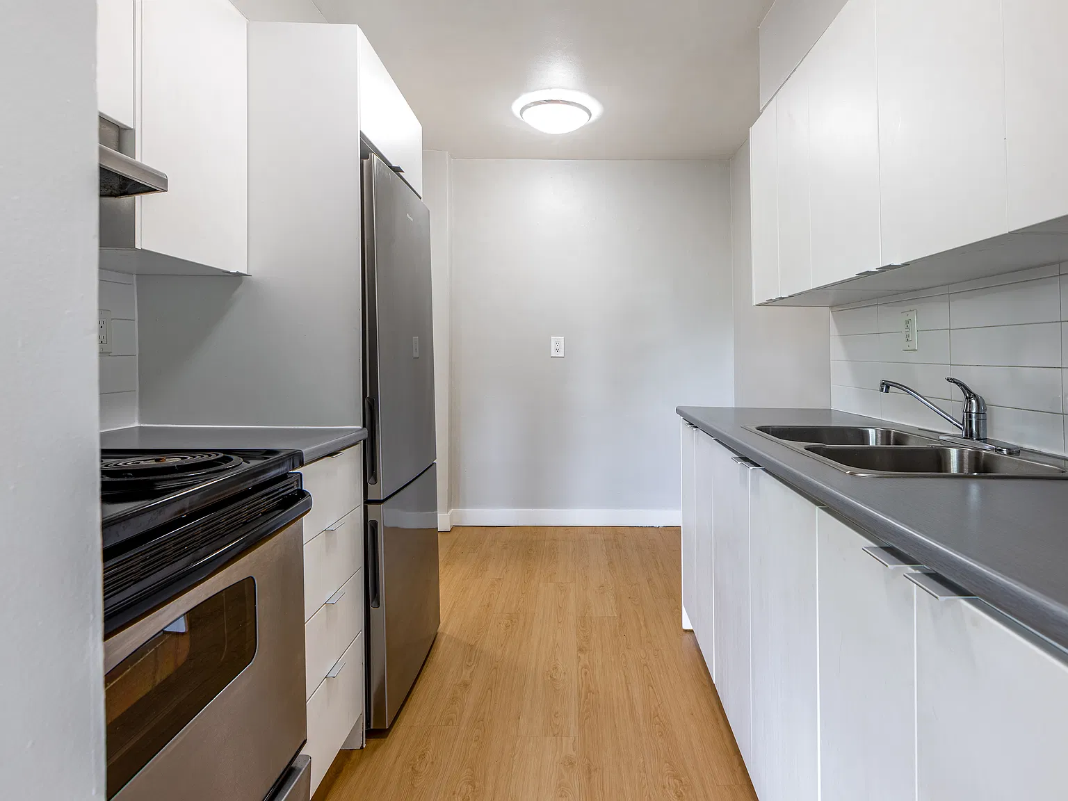 50 Driftwood Ave — Photo 1