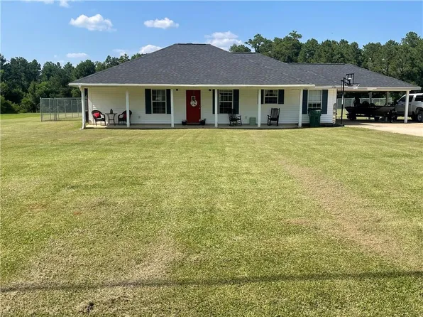 5676 Oaklane Rd, Pineville, LA 71360