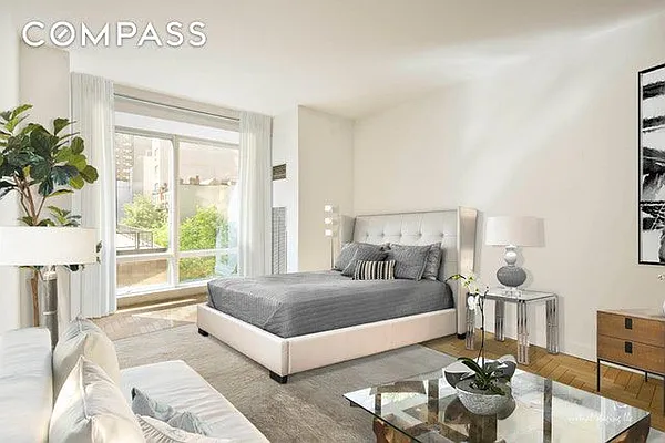 Rented by Compass | media 2