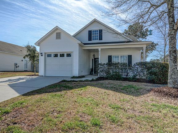2nd image of 2127 Heathwood Drive NE