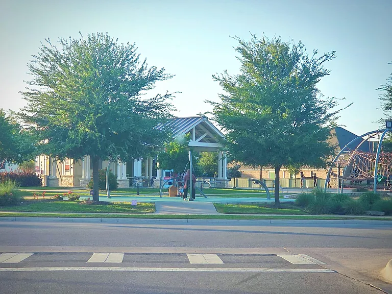 150 Elisha Dr — Photo 19
