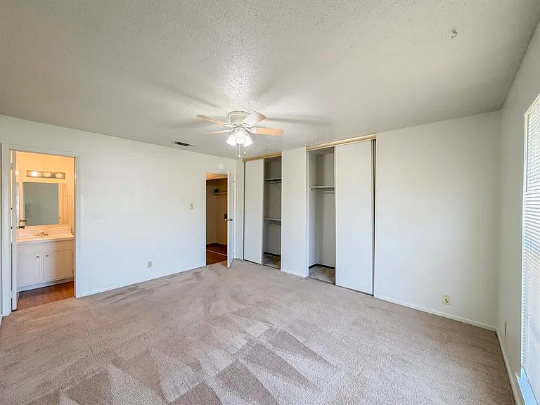 3705 Ivanhoe Dr — Photo 15