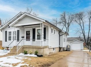 7052 Lindenwood Pl, Saint Louis, MO 63109