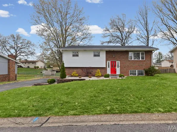 409 Bunker Hill Dr, Collinsville, IL 62234