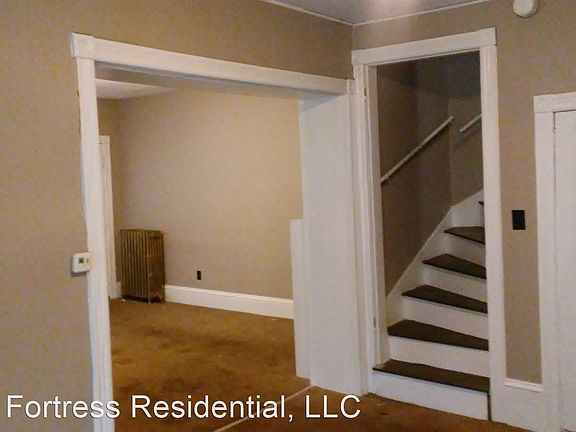 4th image of 333 Percy St