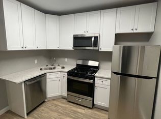 706 S State St APT B, Champaign, IL 61820